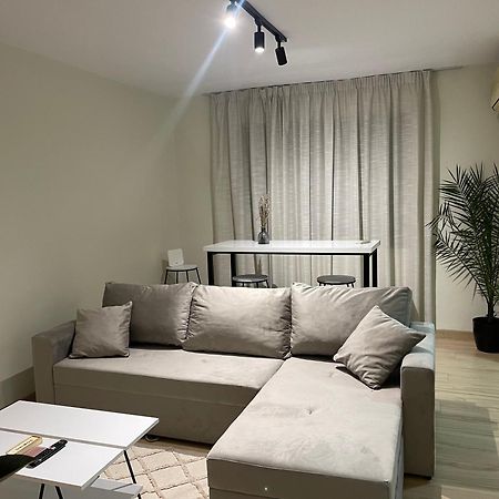 White Apartment, In The Center Of Tiran Dış mekan fotoğraf