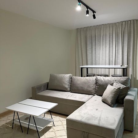 White Apartment, In The Center Of Tiran Dış mekan fotoğraf