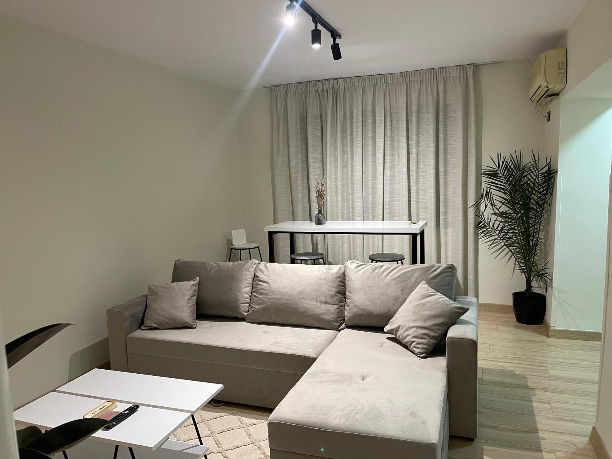 White Apartment, In The Center Of Tiran Dış mekan fotoğraf