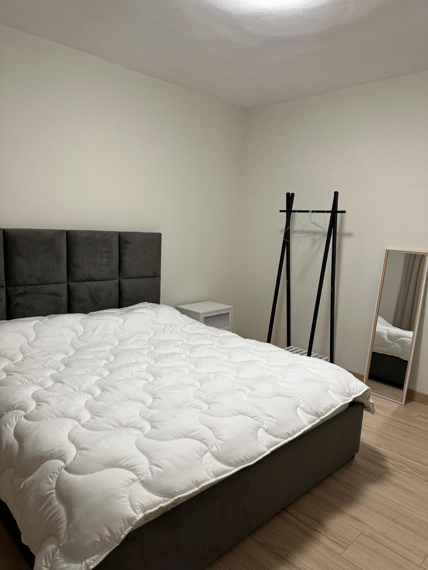 White Apartment, In The Center Of Tiran Dış mekan fotoğraf